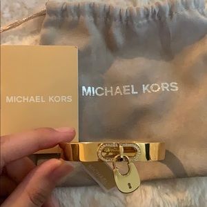 Cuff bracelet brand new never worn